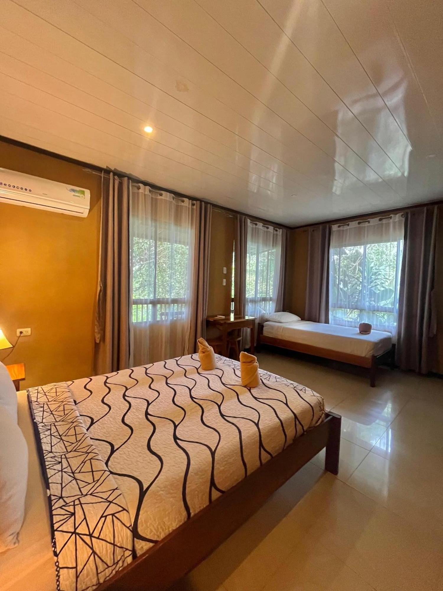 Cabinas Villa Drake Drakes Bay Esterno foto